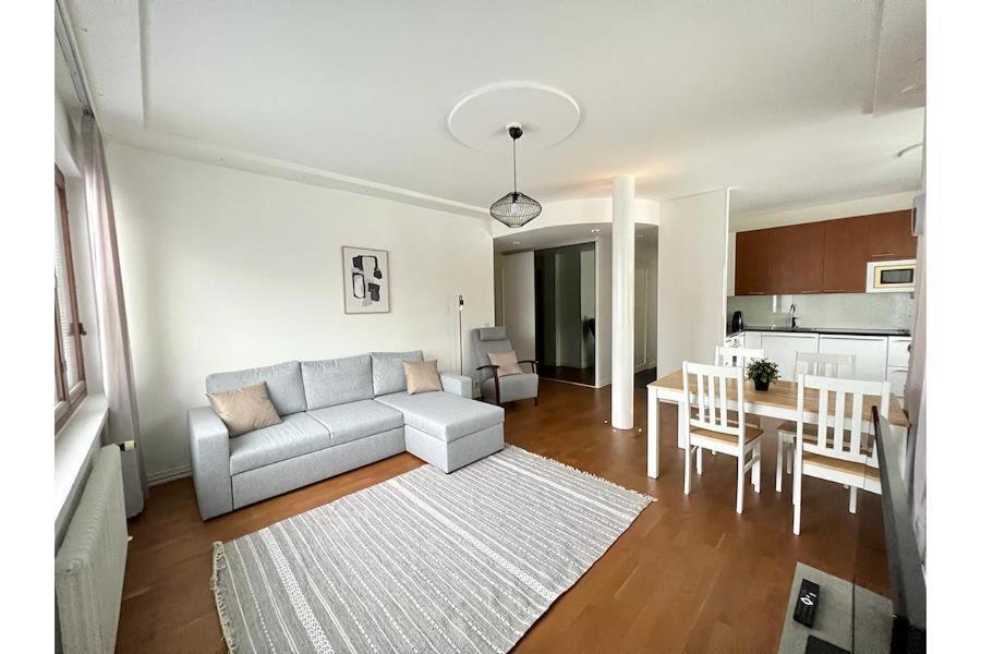 Kotimaailma Apartments Оулу Экстерьер фото